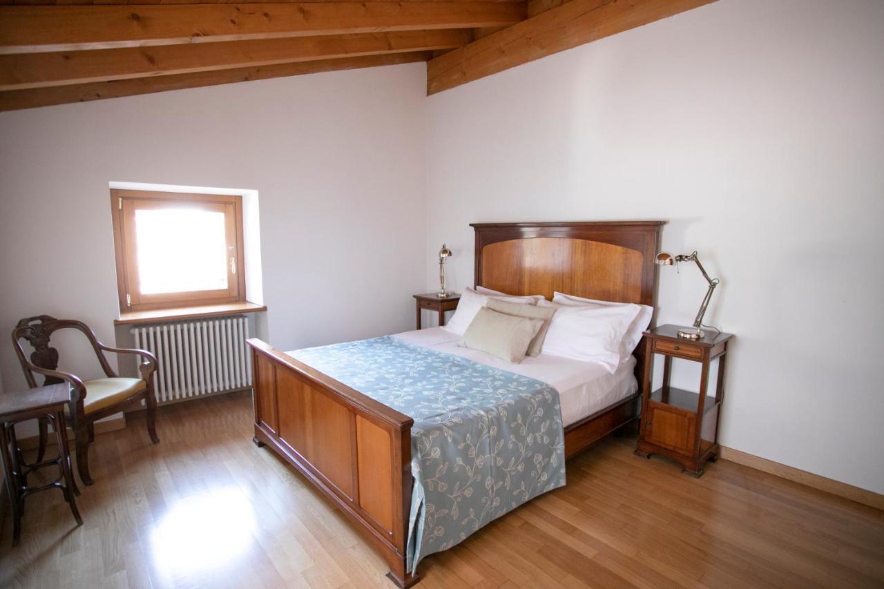 Iseolakerental - Casa Del Pescatore ริวา ดิ ซอลโต ภายนอก รูปภาพ