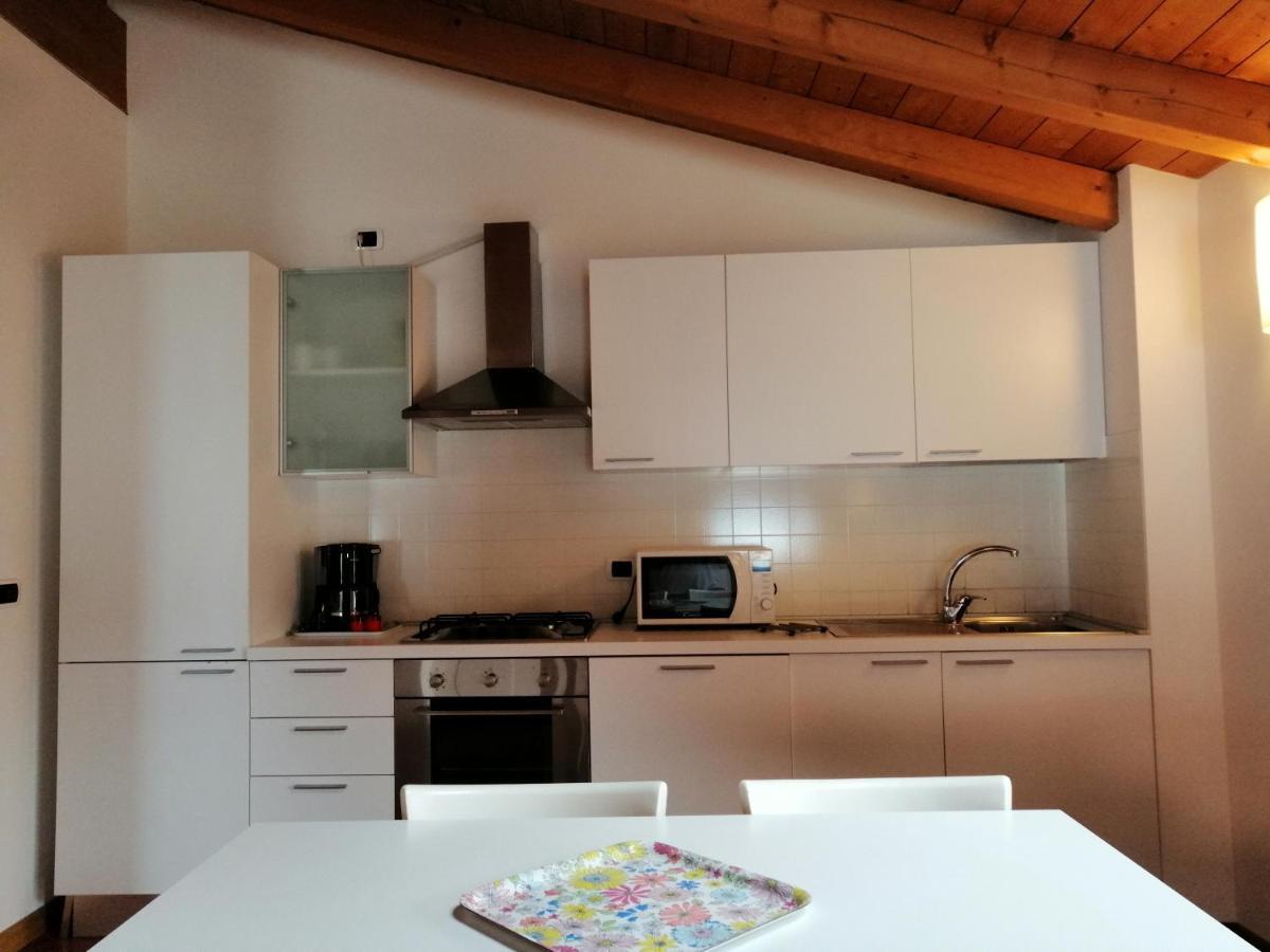 Iseolakerental - Casa Del Pescatore ริวา ดิ ซอลโต ภายนอก รูปภาพ